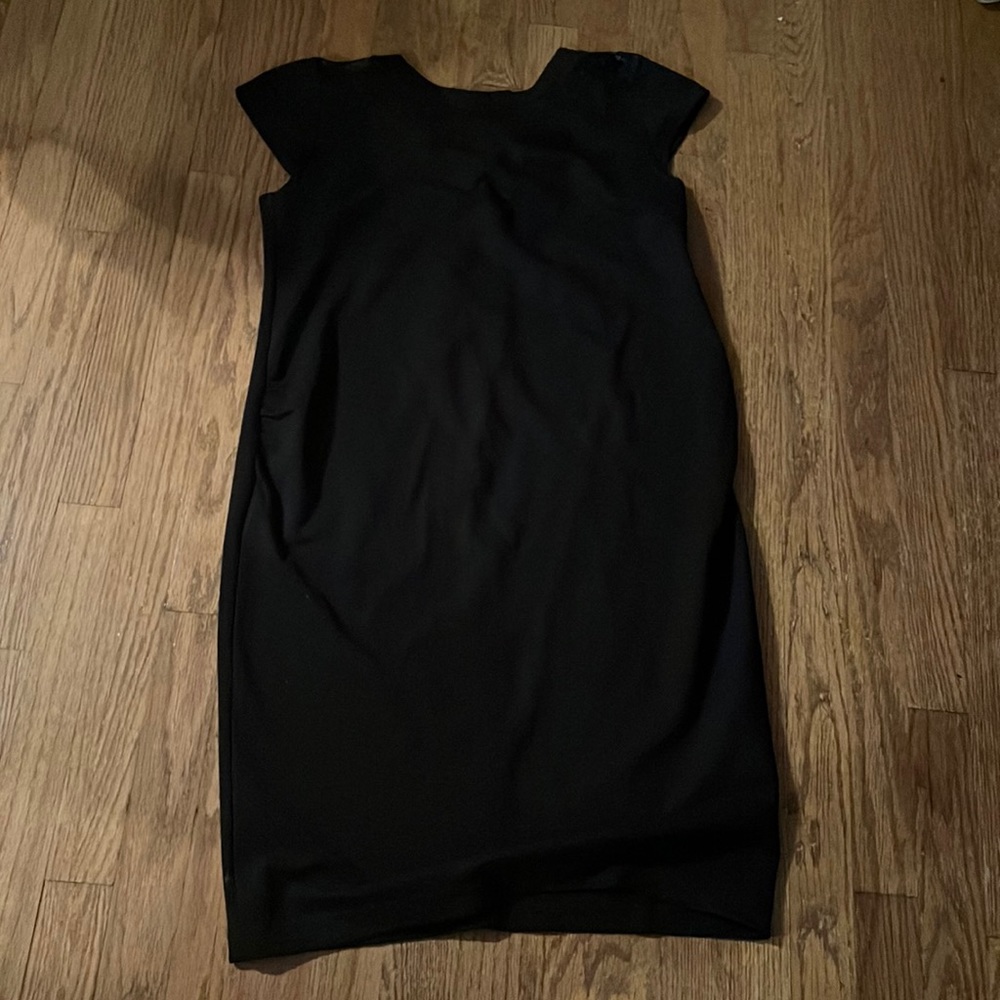 H&M large maternity dress gorgeous